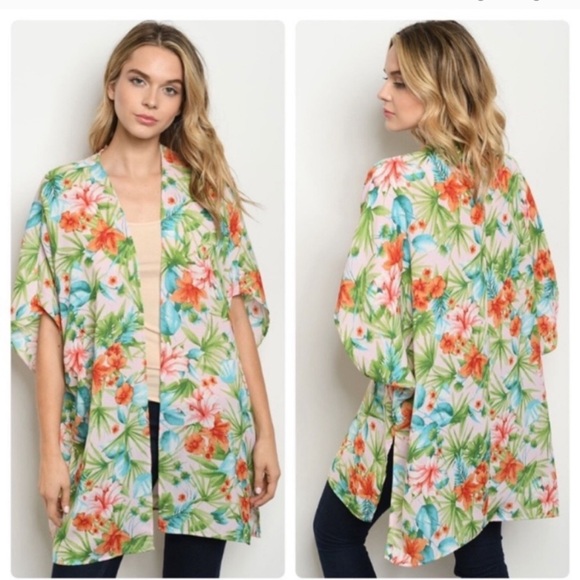 Hibiscus kimono - Picture 2 of 3